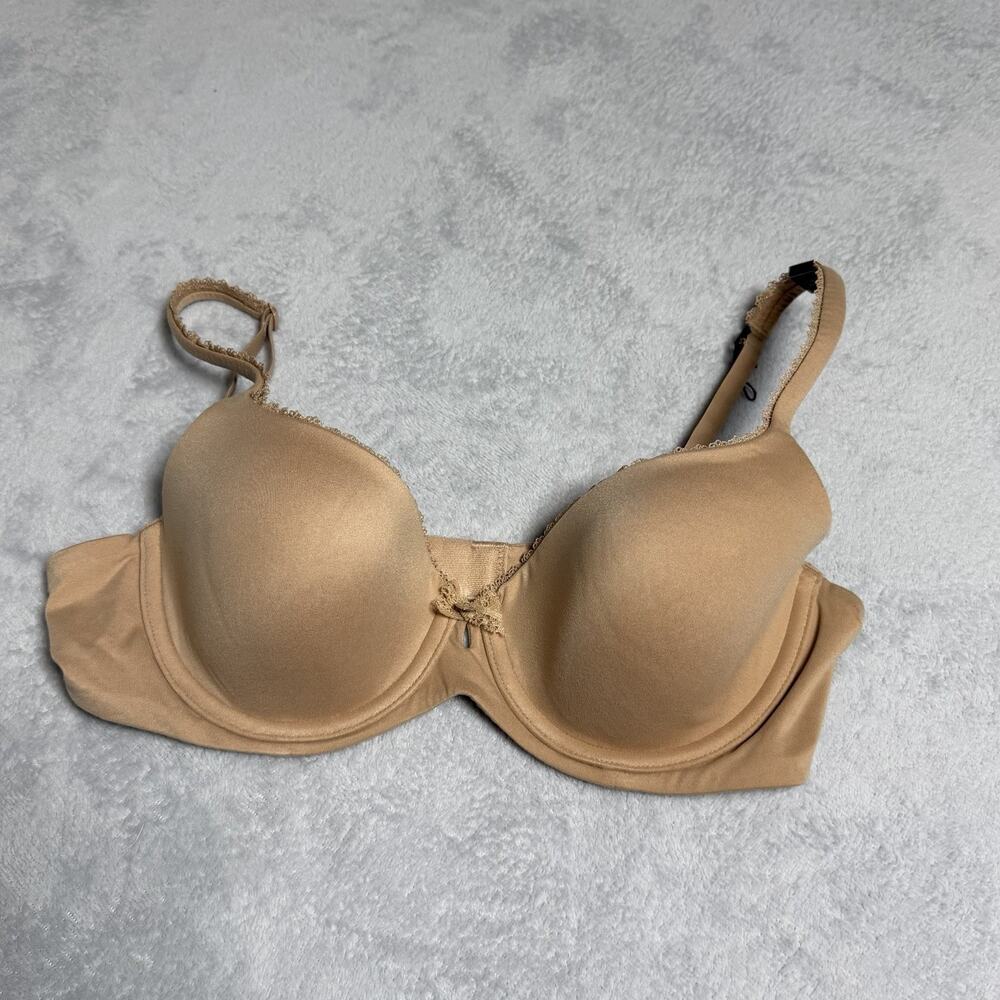 NWT Victoria’s Secret Body By Victoria Lined Underwire Smooth Demi Bra-Size 34C